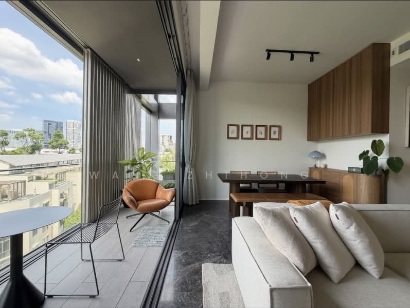 19 Nassim, 19 Nassim Hill, 2 Bedrooms, 969 sqft, Condominium For Rent, by Wang ZhiHong, 500076613 - Living Room - PropertyGuru.com.sg