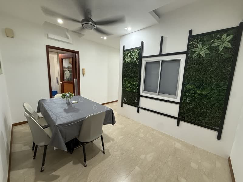 Yishun Sapphire, 40 Canberra Drive, Room Rental, 100 sqft, Condominium For Rent, by Melody Azyliae Chiam, 500076622 - Dining Room - PropertyGuru.com.sg