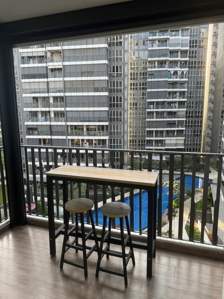 Heron Bay, 55 Upper Serangoon View, Studio, 300 sqft, Executive Condominium For Rent, by Gary Foo 符厚勤, 500076632 - Balcony - PropertyGuru.com.sg