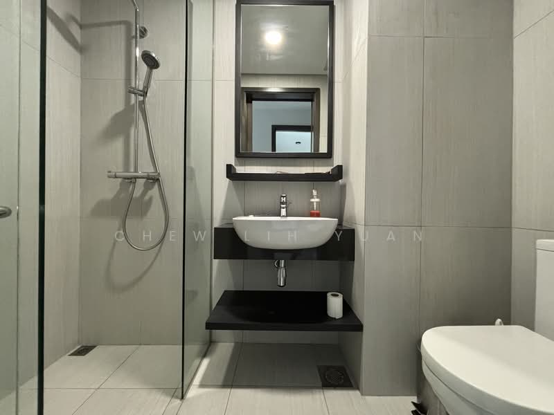 The Rise @ Oxley - Residences, 71 Oxley Rise, 1 Bedroom, 350 sqft, Apartment For Rent, by Chew Lih Yuan, 500076642 - Bathroom - PropertyGuru.com.sg