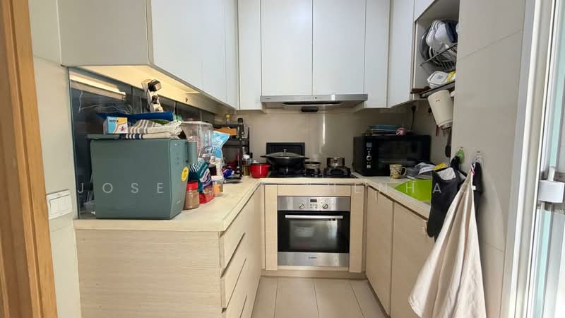 The Tampines Trilliant Executive Condominium For Sale at S$ 3,080,000 | PropertyGuru Singapore - Kitchen