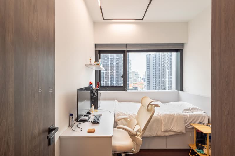 Midtown Modern Condominium For Sale at S$ 6,328,000 | PropertyGuru Singapore - Bedroom