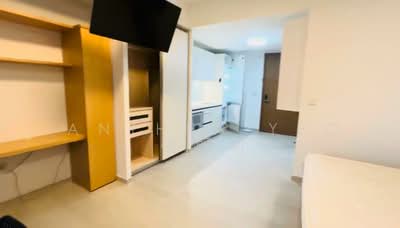 For Sale - V on Shenton