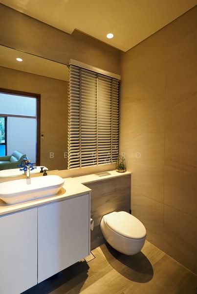 Greenleaf place Semi-Detached House For Sale at S$ 9,700,000 | PropertyGuru Singapore - Bathroom