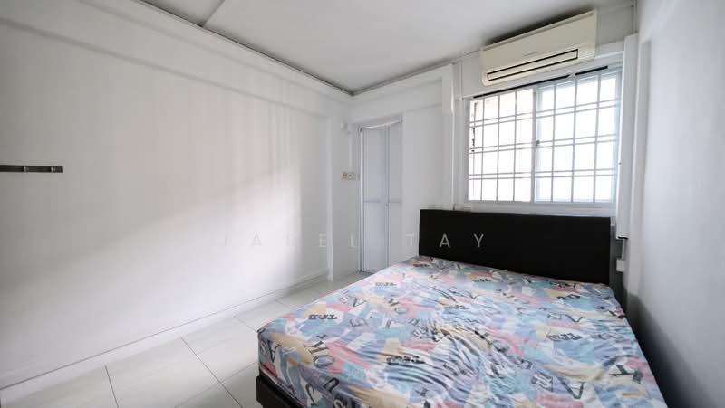 150 Bedok Reservoir Road HDB Flat For Sale at S$ 480,000 | PropertyGuru Singapore - Bedroom