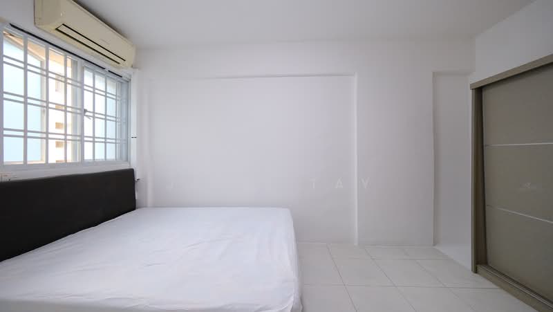 150 Bedok Reservoir Road, 150 Bedok Reservoir Road, 2 Bedrooms, 678 sqft, HDB Flat For Sale, by Jarel Tay, 500076666 - Bedroom - PropertyGuru.com.sg