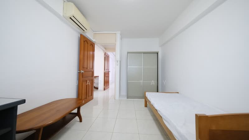150 Bedok Reservoir Road, 150 Bedok Reservoir Road, 2 Bedrooms, 678 sqft, HDB Flat For Sale, by Jarel Tay, 500076666 - Bedroom - PropertyGuru.com.sg