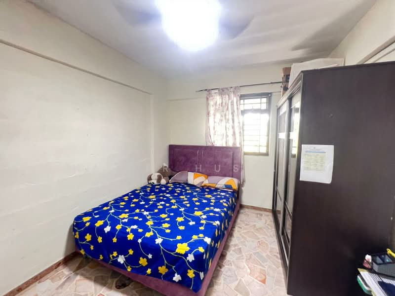 11 Lorong 8 Toa Payoh, 11 Lorong 8 Toa Payoh, Room Rental, 160 sqft, HDB Flat For Rent, by Nazeer Hussain, 500076682 - Bedroom - PropertyGuru.com.sg