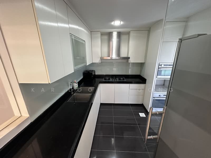 Avila Gardens, 11 Flora Road, 3 Bedrooms, 1,303 sqft, Condominium For Rent, by Kar Loon Choong, 500076700 - Kitchen - PropertyGuru.com.sg