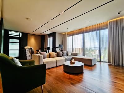 For Rent - SIGLAP BANK