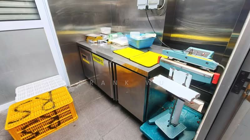 Food XChange @ Admiralty, 8A Admiralty Street, 3,854 sqft, Factory / Workshop (B2) For Rent, by Frank Wu, 500076710 - Kitchen - CommercialGuru.com.sg