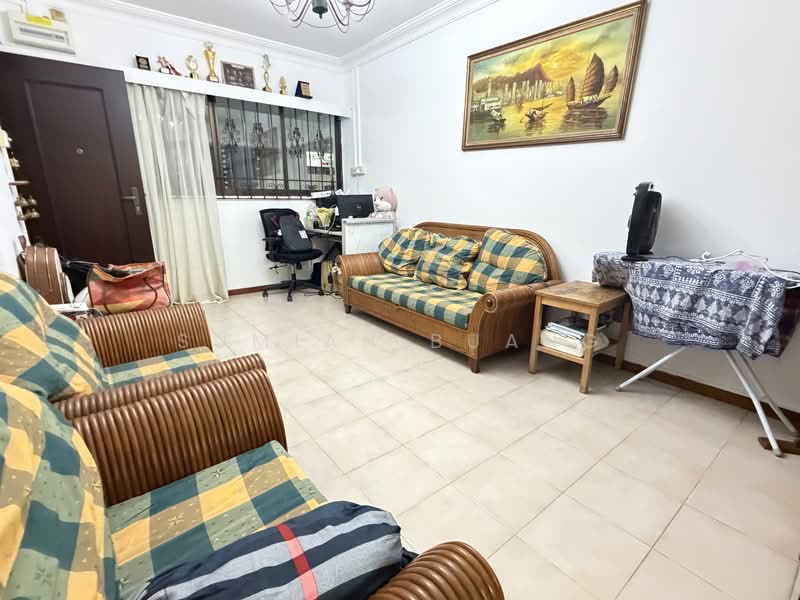 For Sale - 276 Tampines Street 22