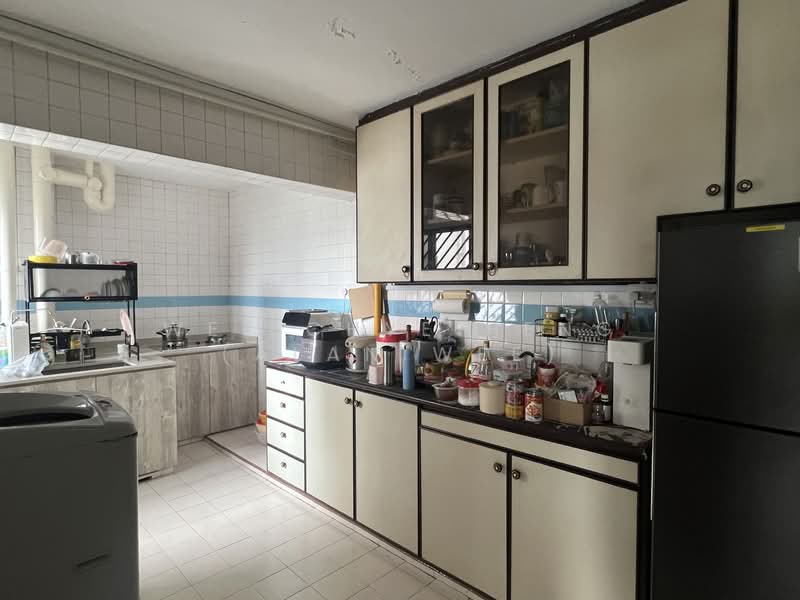 311 Bukit Batok Street 32, 311 Bukit Batok Street 32, Room Rental, 150 sqft, HDB Flat For Rent, by Wee Chye Heng (Alan Wee), 500076739 - Kitchen - PropertyGuru.com.sg