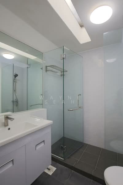 Yuk Tong Avenue, Yuk Tong Avenue, 4 Bedrooms, 2,864 sqft, Terraced House For Rent, by Wayne Seah, 500076740 - Bathroom - PropertyGuru.com.sg