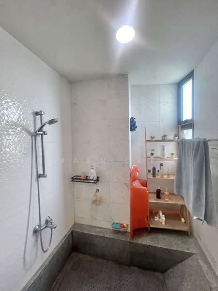 Water Place, 175 Tanjong Rhu Road, 3 Bedrooms, 1,281 sqft, Condominium For Rent, by Marn Lee, 500076742 - Bathroom - PropertyGuru.com.sg