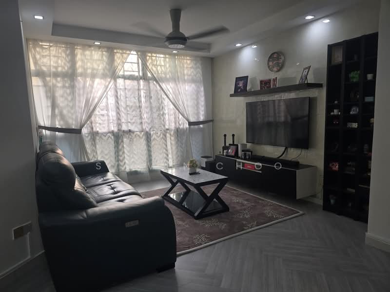476 Segar Road HDB Flat For Sale at S$ 545,000 | PropertyGuru Singapore - Living Room