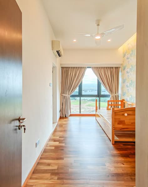 Harbour View Towers Condominium For Sale at S$ 3,300,000 | PropertyGuru Singapore - Bedroom