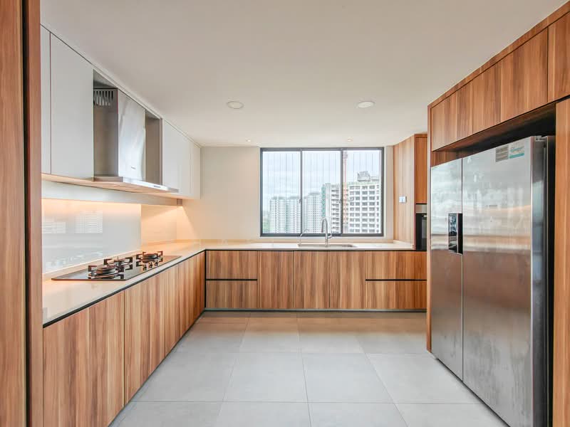 Harbour View Towers Condominium For Sale at S$ 3,300,000 | PropertyGuru Singapore - Kitchen