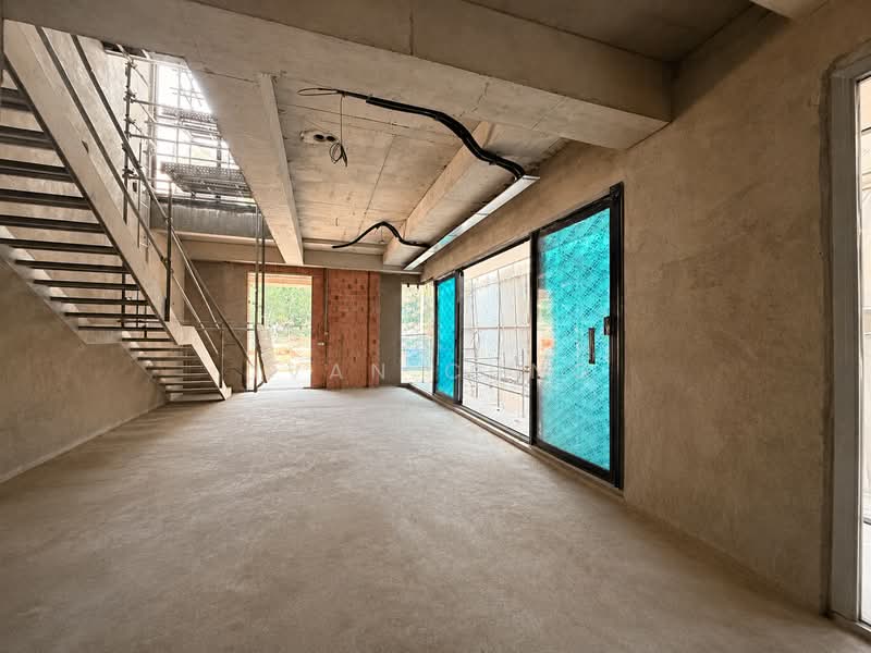 LANDED7772@ Well Located Brand New Semi D, Upper East Coast Road, East Coast / Marine Parade, 5 Bedrooms, 6,180 sqft, Semi-Detached House For Sale, by Ivan Chng, 500076771 - Build Progress - PropertyGuru.com.sg