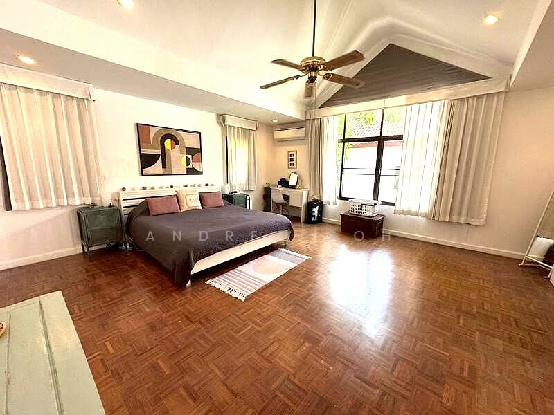 ⭐STAR BUY⭐LAST OFFER $6.XXM⭐1KM TAO NAN⭐超值之选⭐ Semi-Detached House For Sale at S$ 7,550,000 | PropertyGuru Singapore - Bedroom