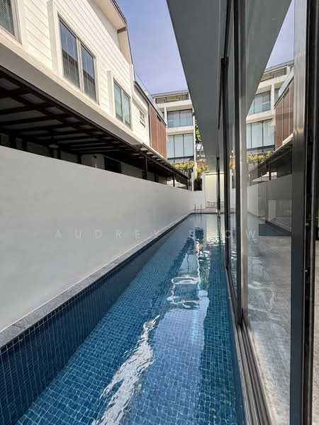 Holland Vicinity New Detached with Lift & Pool Detached House For Sale at S$ 18,800,000 | PropertyGuru Singapore - Exterior