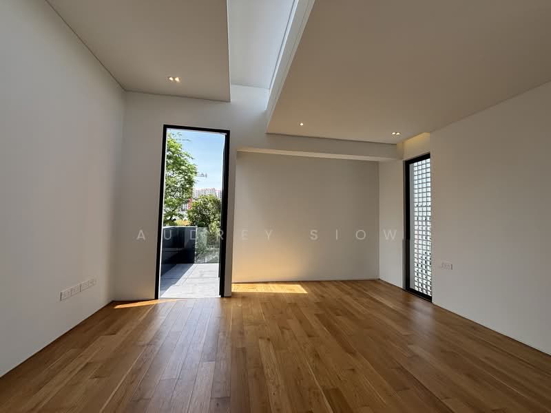 Holland Vicinity New Detached with Lift & Pool Detached House For Sale at S$ 18,800,000 | PropertyGuru Singapore