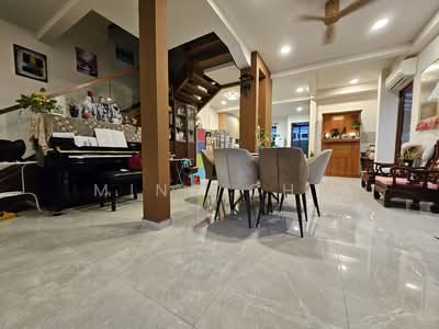 For Sale - 1km TaoNan! 3.5 Stry Semi-D