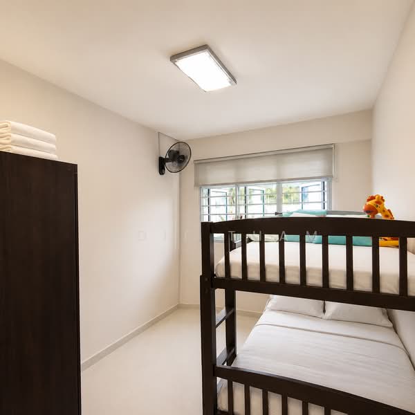 457 Yishun Street 41, 457 Yishun Street 41, 3 Bedrooms, 1,001 sqft, HDB Flat For Sale, by Eddie Tham, 500076807 - Bedroom - PropertyGuru.com.sg