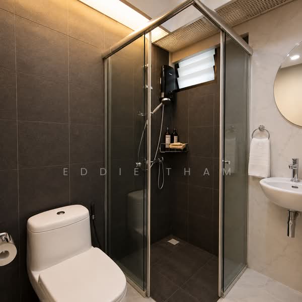 457 Yishun Street 41, 457 Yishun Street 41, 3 Bedrooms, 1,001 sqft, HDB Flat For Sale, by Eddie Tham, 500076807 - Master Bathroom - PropertyGuru.com.sg