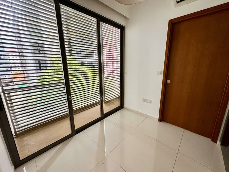 Ness, 38 Lorong 32 Geylang, 1 Bedroom, 431 sqft, Condominium For Rent, by Susan Lee, 500076830 - Balcony - PropertyGuru.com.sg