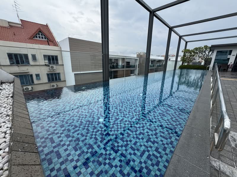 Ness, 38 Lorong 32 Geylang, 1 Bedroom, 431 sqft, Condominium For Rent, by Susan Lee, 500076830 - Pool - PropertyGuru.com.sg