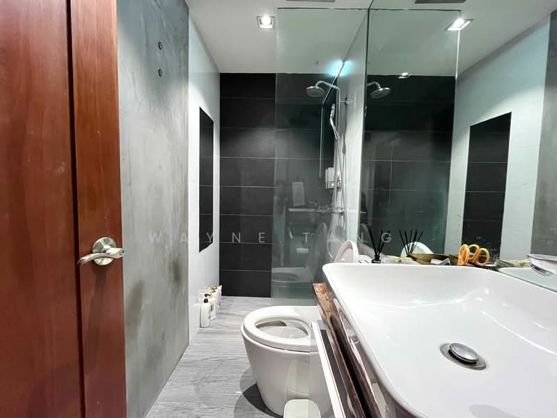 56 Jalan Ma'mor HDB Flat For Sale at S$ 1,100,000 | PropertyGuru Singapore - Bathroom