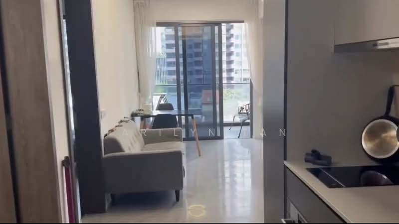 The M, 30 Middle Road, 2 Bedrooms, 592 sqft, Condominium For Rent, by Marilyn Tan, 500076848 - Living Room - PropertyGuru.com.sg