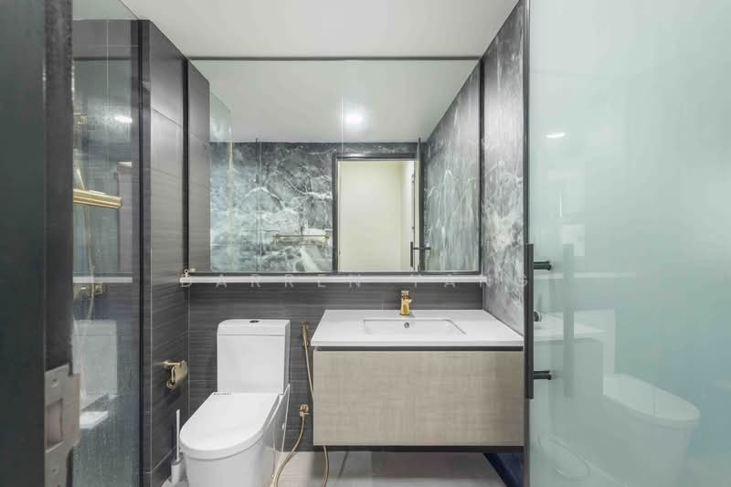 Bellewoods Executive Condominium For Sale at S$ 1,500,000 | PropertyGuru Singapore - Bathroom