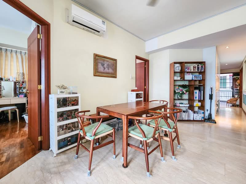 Casa Rosa Condominium For Sale at S$ 1,650,000 | PropertyGuru Singapore - Dining Room
