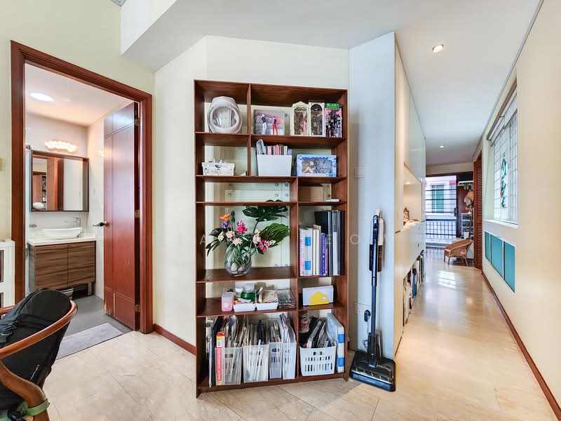 Casa Rosa Condominium For Sale at S$ 1,650,000 | PropertyGuru Singapore - Bathroom