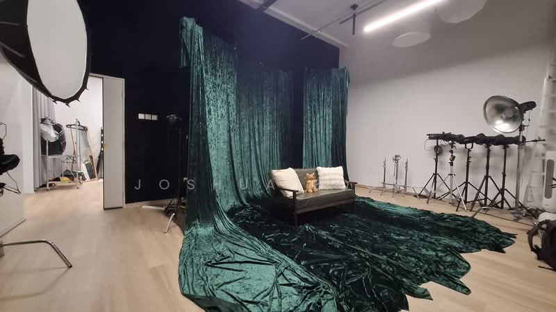 Unity Centre, 51 Bukit Batok Crescent, 1,561 sqft, Light Industrial (B1) For Sale, by Joshua Boon, 500076882 - Interior - CommercialGuru.com.sg