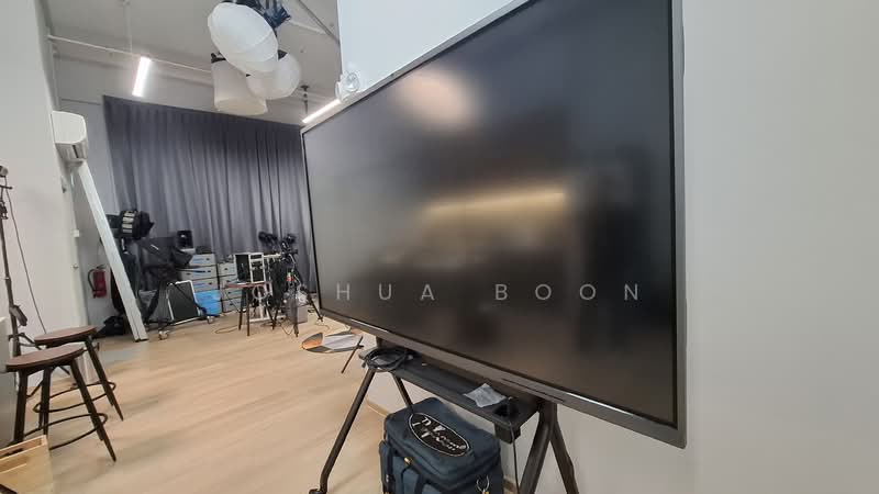 Unity Centre, 51 Bukit Batok Crescent, 1,561 sqft, Light Industrial (B1) For Sale, by Joshua Boon, 500076882 - Interior - CommercialGuru.com.sg