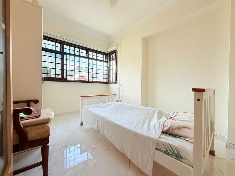 68 Redhill Close HDB Flat For Sale at S$ 1,290,000 | PropertyGuru Singapore - Bedroom