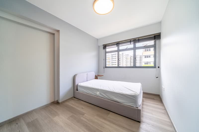 618B Tampines Street 61 HDB Flat For Sale at S$ 990,000 | PropertyGuru Singapore - Bedroom
