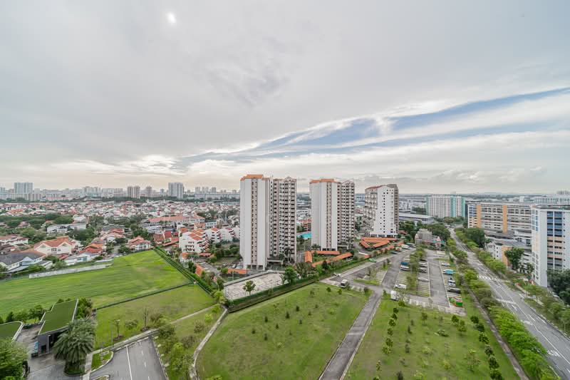 The Garden Residences Condominium For Sale at S$ 899,999 | PropertyGuru Singapore - Exterior