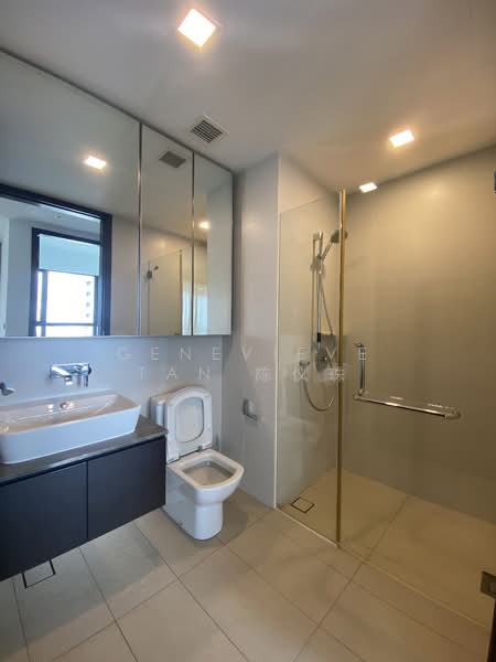 Spottiswoode Residences Condominium For Sale at S$ 2,580,000 | PropertyGuru Singapore - Bathroom