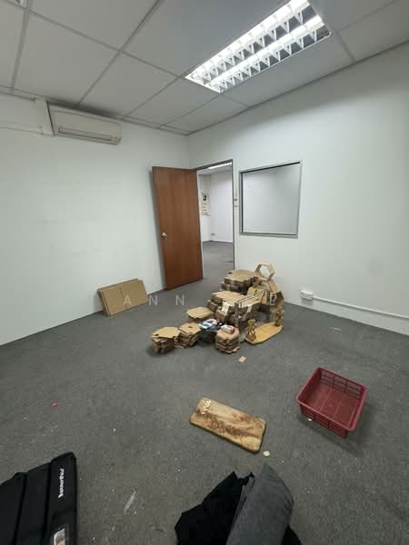 EPL Building, 1100 Lower Delta Road, 1,200 sqft, Light Industrial (B1) For Rent, by Ann Lee, 500076952 - Interior - CommercialGuru.com.sg