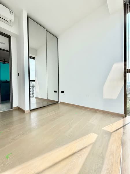 The Landmark, 173 Chin Swee Road, 2 Bedrooms, 764 sqft, Condominium For Rent, by Ronald Chye, 500076980 - Bedroom - PropertyGuru.com.sg