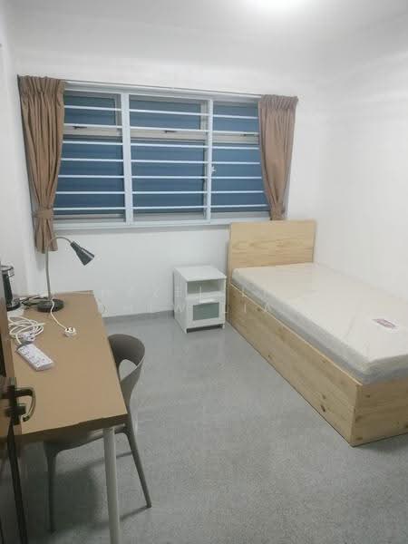 49 Strathmore Avenue, 49 Strathmore Avenue, Alexandra / Commonwealth, Room Rental, 120 sqft, HDB Flat For Rent, by Hazel Lim Chew Lian, 500076987 - Bedroom - PropertyGuru.com.sg