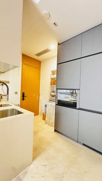 Cairnhill 16, 16 Cairnhill Rise, 2 Bedrooms, 775 sqft, Condominium For Rent, by Jacky Zhou, 500076992 - PropertyGuru.com.sg