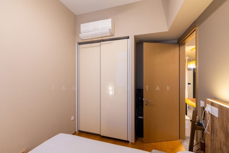 The Essence Condominium For Sale at S$ 1,350,000 | PropertyGuru Singapore - Bedroom