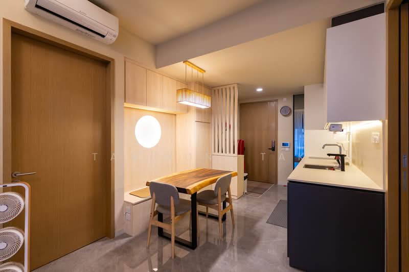 The Essence Condominium For Sale at S$ 1,350,000 | PropertyGuru Singapore - Dining Room