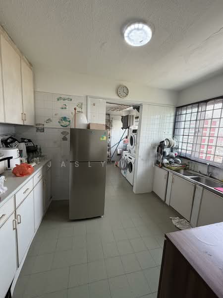 Lakeview Estate, 97B Upper Thomson Road, 4 Bedrooms, 1,645 sqft, Apartment For Rent, by Jaslyn Tio, 500076998 - PropertyGuru.com.sg