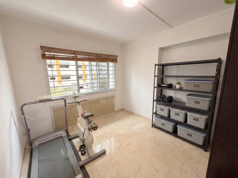 288D Jurong East Street 21 HDB Flat For Sale at S$ 888,000 | PropertyGuru Singapore - Gym